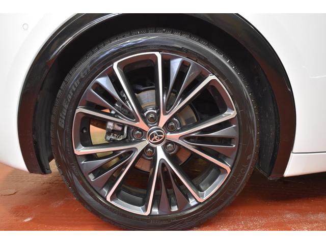 プリウス Ｚ　４ＷＤクルーズコントロールトヨタセーフティーセンス　レザーシート運転席パワーシートシートヒーター　ＥＴＣ２．０　デジタルインナーミラー　ＡＣ１００Ｖ　ディスプレイオーディオＤＴＶナビ　パワーバックドア（18枚目）