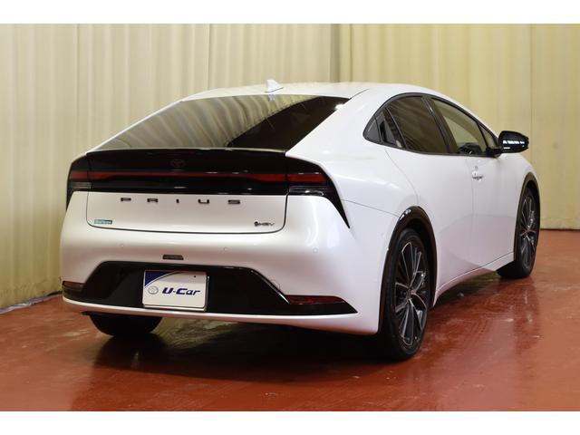 プリウス Ｚ　４ＷＤクルーズコントロールトヨタセーフティーセンス　レザーシート運転席パワーシートシートヒーター　ＥＴＣ２．０　デジタルインナーミラー　ＡＣ１００Ｖ　ディスプレイオーディオＤＴＶナビ　パワーバックドア（19枚目）