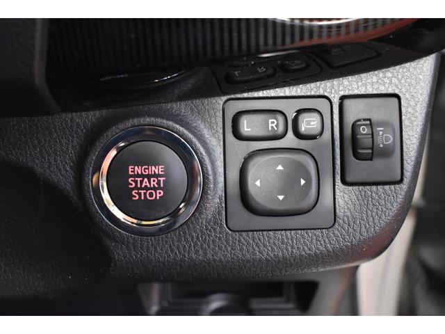 ヴィッツ Ｆ　セーフティーエディション　４ＷＤ　ナビＤＴＶバックカメラ　トヨタセーフティーセンス　フォーグランプ　プッシュスタート　ライトレベリング　オートマチックハイビーム　横滑り防止ＶＳＣ（6枚目）