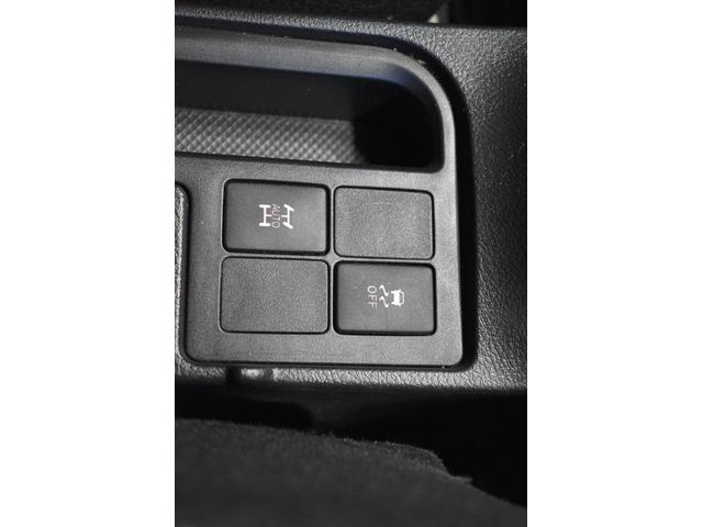 ヴィッツ Ｆ　セーフティーエディション　４ＷＤ　ナビＤＴＶバックカメラ　トヨタセーフティーセンス　フォーグランプ　プッシュスタート　ライトレベリング　オートマチックハイビーム　横滑り防止ＶＳＣ（10枚目）