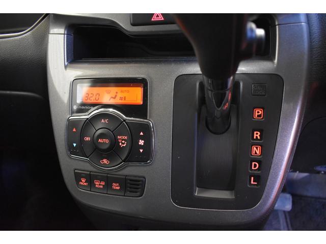 ソリオ ハイブリッドＭＺ　４ＷＤ　ナビ　ＤＴＶバックカメラ　アルパイン後席モニター　両側パワースライドドア　プッシュスタート　シートカバー付　横滑り防止　フォーグランプ　オートエアコン（10枚目）