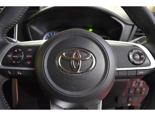 ルーミー カスタムＧ　４ＷＤ　ナビＤＴＶバックカメラ　リヤモニター付き　クルーズコントロールトヨタセーフティーセンス　プッシュスタート　シートヒーター　両側パワースライドドア　クリアランスソナー　ブレーキホールド（8枚目）