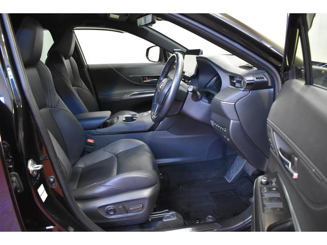 ハリアーハイブリッド Ｚ　レザーパッケージ　４ＷＤ　純正ディスプレイオーディオＤＴＶナビライブビューカメラ　レザーシート運転席助手席パワーシートシートヒータークーラー　パワーバックドア　モデリスタエアロ　ＥＴＣ２．０　ＴＳＳクルーズコントロール（4枚目）