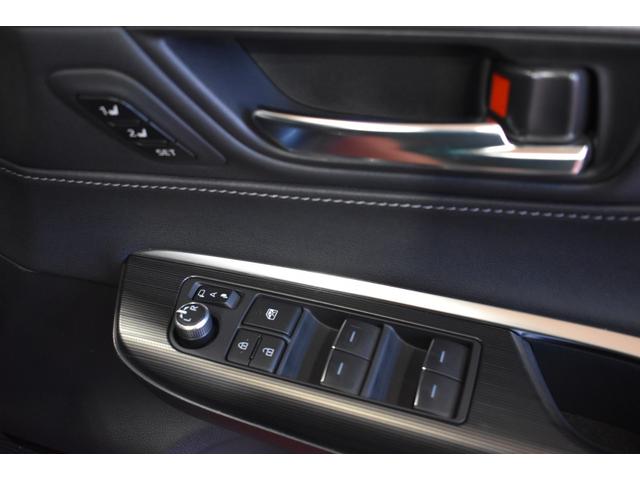 ハリアーハイブリッド Ｚ　レザーパッケージ　４ＷＤ　純正ディスプレイオーディオＤＴＶナビライブビューカメラ　レザーシート運転席助手席パワーシートシートヒータークーラー　パワーバックドア　モデリスタエアロ　ＥＴＣ２．０　ＴＳＳクルーズコントロール（5枚目）