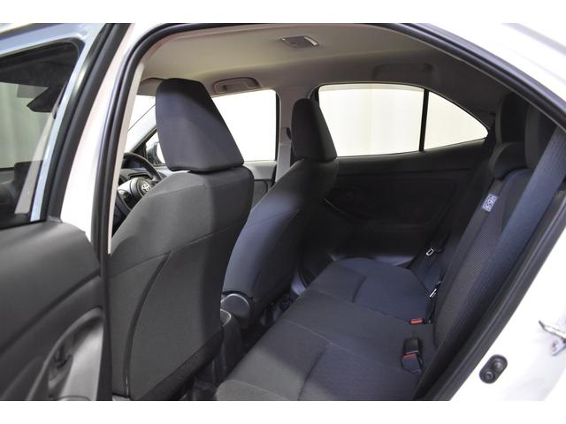 ヤリスクロス ハイブリッドG 4WD純正ディスプレイオーディオDTV ライブビューカメラ TSSクルーズコントロール AC100V クリアランスソナー ハンドルウォーマー ブラインドスポットモニター RCTA シートヒーター(5枚目)