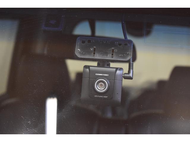 Ｎ－ＢＯＸカスタム Ｇ・ターボパッケージ　４ＷＤ　純正ナビＤＴＶ　バックカメラ　ドライブレコーダー　両側パワースライドドア　革調シートカバー　クルーズコントロール　フォーグランプ　横滑り防止　プッシュスタート　オートエアコン（5枚目）