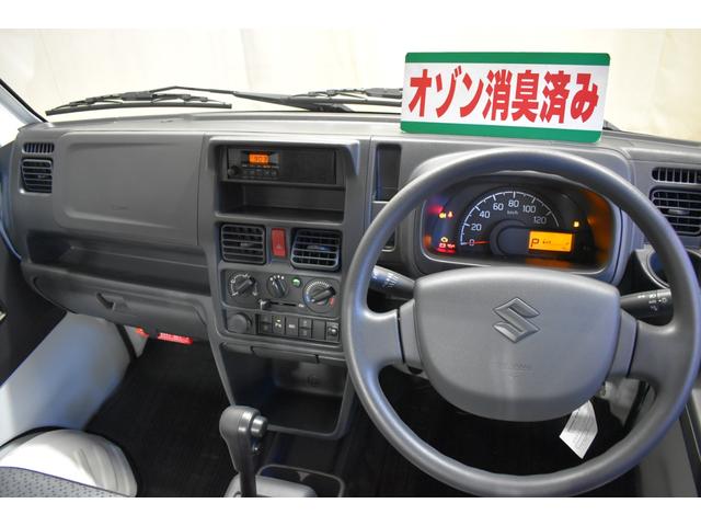 キャリイトラック KCエアコン・パワステ 4WD スズキセーフティーサポート エアコン パワーステアリング パワーウインド クリアランスソナー ライトレベリング サイドバイザー 冬タイヤ新品ホイール付 届出済み未使用車(10枚目)