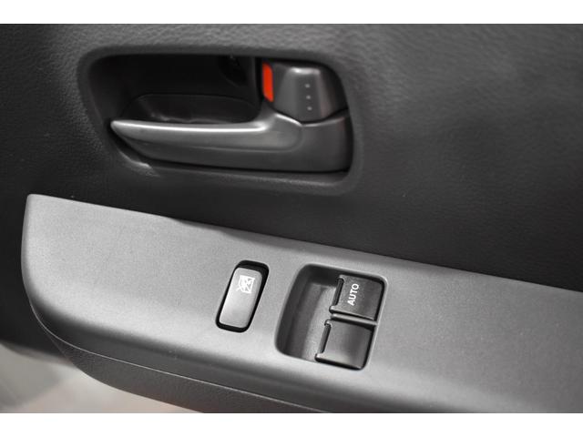 キャリイトラック KCエアコン・パワステ 4WD スズキセーフティーサポート エアコン パワーステアリング パワーウインド クリアランスソナー ライトレベリング サイドバイザー 冬タイヤ新品ホイール付 届出済未使用車(6枚目)