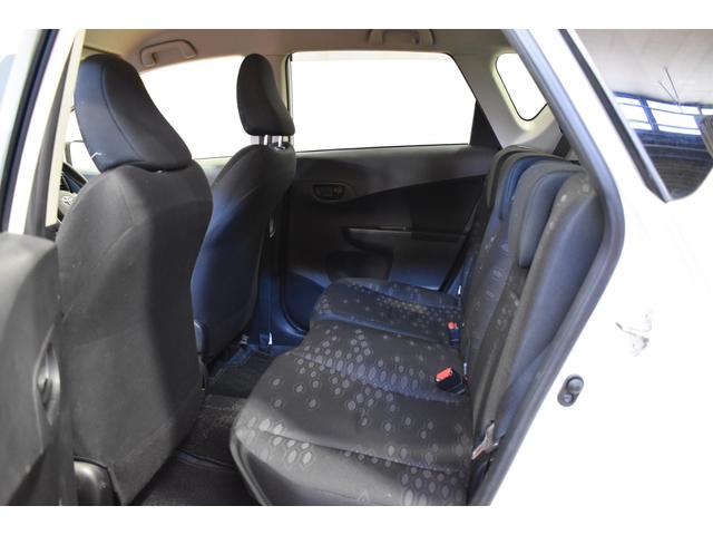 ラクティス Ｘ　４ＷＤ　ナビＤＴＶバックカメラ　ドライブレコーダー　横滑り防止ＶＳＣ　ライトレベリング　トラクションコントロールＴＲＣ（5枚目）