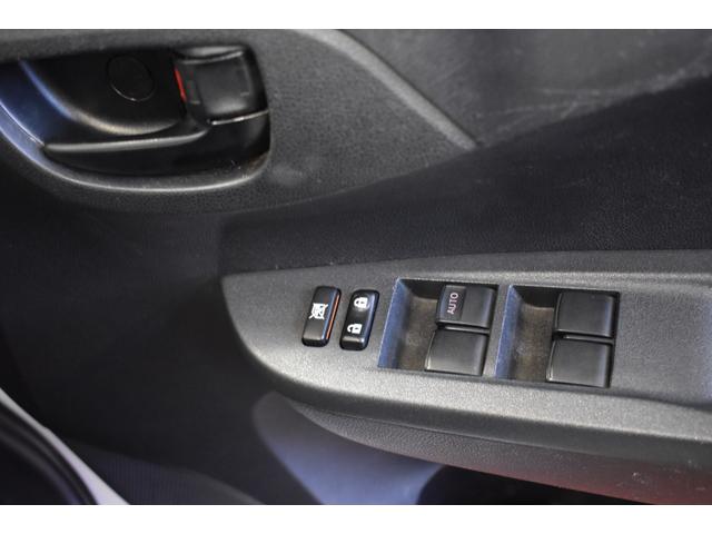 ラクティス Ｘ　４ＷＤ　ナビＤＴＶバックカメラ　ドライブレコーダー　横滑り防止ＶＳＣ　ライトレベリング　トラクションコントロールＴＲＣ（6枚目）