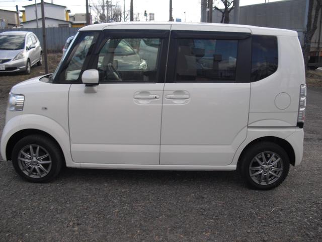 N-BOX G4WD 社外ナビ・TV バックカメラ 社外アルミ スマートキー プッシュスタート 検9年10月(2枚目)