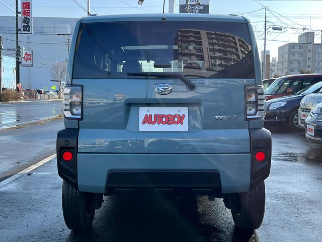 タフト Ｇターボ　スマートアシスト　スマートキー　エンジンスターター　メモリーナビ　フルセグＴＶ　ブルートゥース　バックカメラ　アイドリングストップ　両席シートヒーター　ガラスルーフ　追従型レーダークルーズ（4枚目）