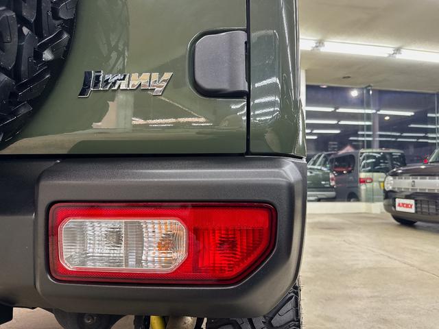 ジムニー ＸＬ　インチアップ（３ｉｎｃ）スマートキー・プッシュスタート・エンジンスターター・フォグランプ・ＥＴＣ・フルセグＴＢ・ＢＴ・ＣＤ・ＤＶＤ・シートヒーター・ドリンクホルダー・横滑り防止システム・車線逸脱・（9枚目）