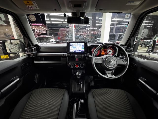 ジムニー ＸＬ　インチアップ（３ｉｎｃ）スマートキー・プッシュスタート・エンジンスターター・フォグランプ・ＥＴＣ・フルセグＴＢ・ＢＴ・ＣＤ・ＤＶＤ・シートヒーター・ドリンクホルダー・横滑り防止システム・車線逸脱・（20枚目）