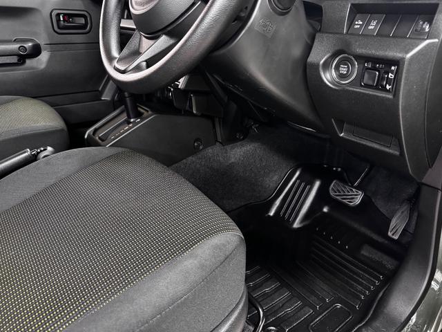 ジムニー ＸＬ　インチアップ（３ｉｎｃ）スマートキー・プッシュスタート・エンジンスターター・フォグランプ・ＥＴＣ・フルセグＴＢ・ＢＴ・ＣＤ・ＤＶＤ・シートヒーター・ドリンクホルダー・横滑り防止システム・車線逸脱・（23枚目）