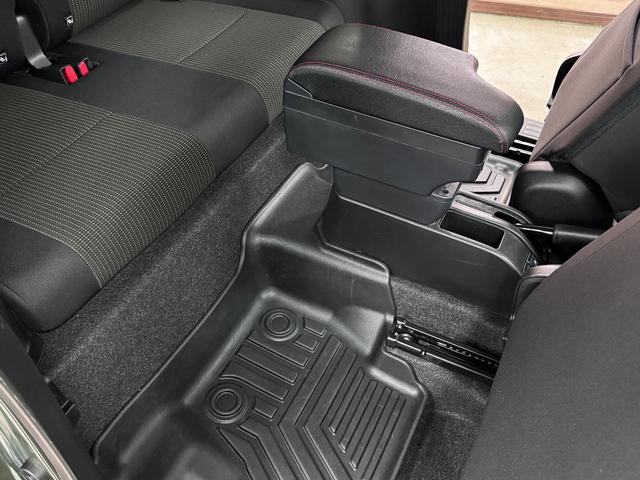 ジムニー ＸＬ　インチアップ（３ｉｎｃ）スマートキー・プッシュスタート・エンジンスターター・フォグランプ・ＥＴＣ・フルセグＴＢ・ＢＴ・ＣＤ・ＤＶＤ・シートヒーター・ドリンクホルダー・横滑り防止システム・車線逸脱・（39枚目）