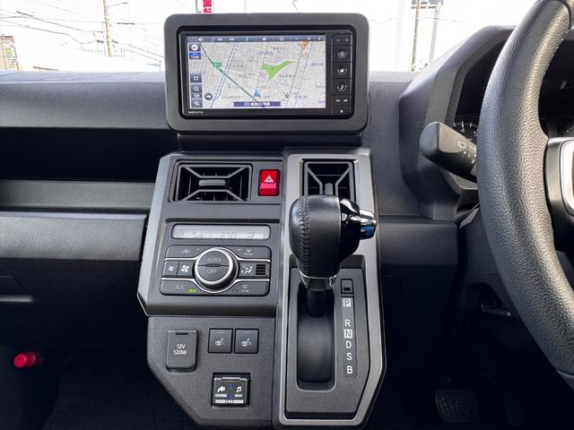 タフト Ｇターボ　クロムベンチャー　プッシュスタート　エンジンスターター　純正オプションナビ　Ｂｌｕｅｔｏｏｔｈ　スマートアシスト　　追従式クルコン　クラッツィオシートカバー　オートエアコン　サンルーフ　新品マッドタイヤ／ホイール（23枚目）