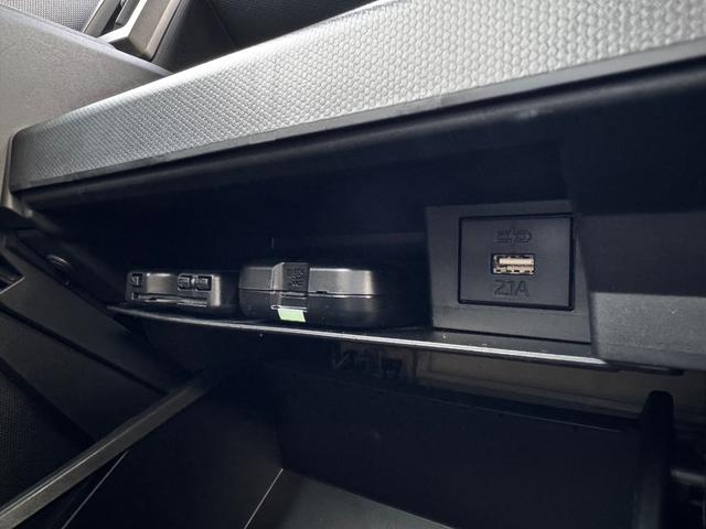 タフト Ｇターボ　クロムベンチャー　プッシュスタート　エンジンスターター　純正オプションナビ　Ｂｌｕｅｔｏｏｔｈ　スマートアシスト　　追従式クルコン　クラッツィオシートカバー　オートエアコン　サンルーフ　新品マッドタイヤ／ホイール（29枚目）