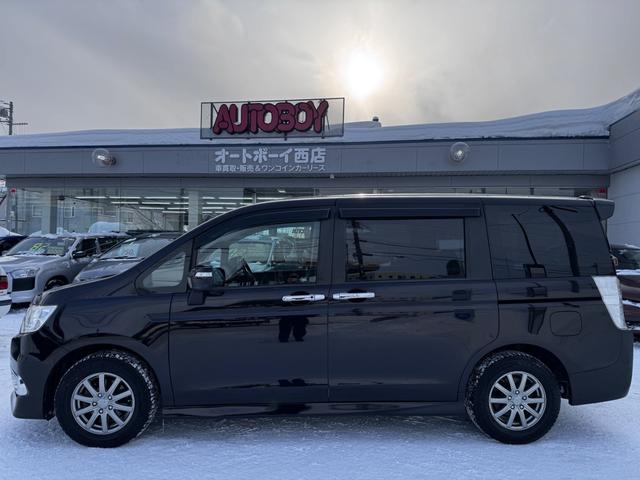 ステップワゴンスパーダ Ｚ　キーレス・エンジンスターター・純正ＨＤＤナビ・オートヘッドライト・フォグランプ・ワイパーデアイサー・ＥＴＣ・バックカメラ・ウィンカーミラー・両側パワースライドドア・オートエアコン・パドルシフト（3枚目）