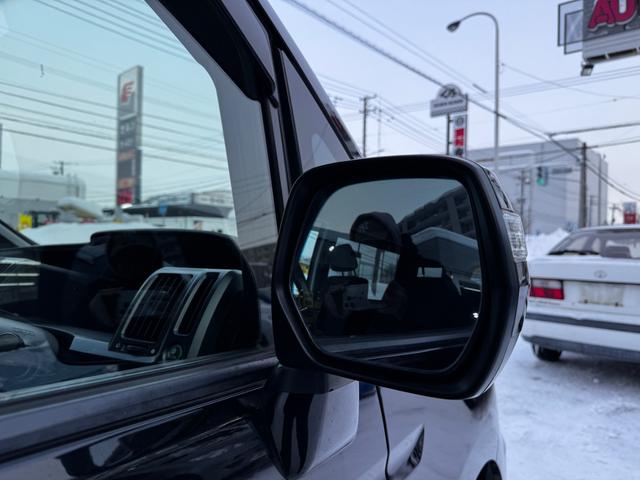 ステップワゴンスパーダ Ｚ　キーレス・エンジンスターター・純正ＨＤＤナビ・オートヘッドライト・フォグランプ・ワイパーデアイサー・ＥＴＣ・バックカメラ・ウィンカーミラー・両側パワースライドドア・オートエアコン・パドルシフト（11枚目）