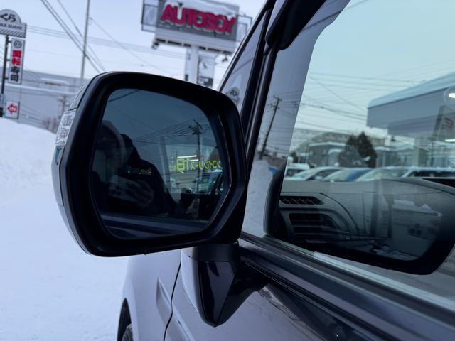 ステップワゴンスパーダ Ｚ　キーレス・エンジンスターター・純正ＨＤＤナビ・オートヘッドライト・フォグランプ・ワイパーデアイサー・ＥＴＣ・バックカメラ・ウィンカーミラー・両側パワースライドドア・オートエアコン・パドルシフト（12枚目）