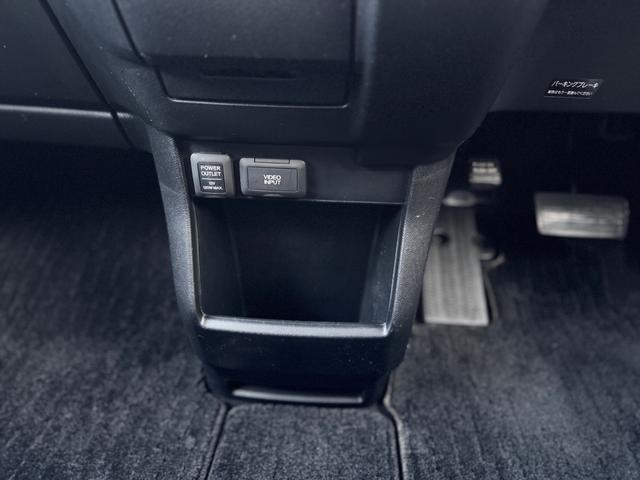 ステップワゴンスパーダ Ｚ　キーレス・エンジンスターター・純正ＨＤＤナビ・オートヘッドライト・フォグランプ・ワイパーデアイサー・ＥＴＣ・バックカメラ・ウィンカーミラー・両側パワースライドドア・オートエアコン・パドルシフト（31枚目）