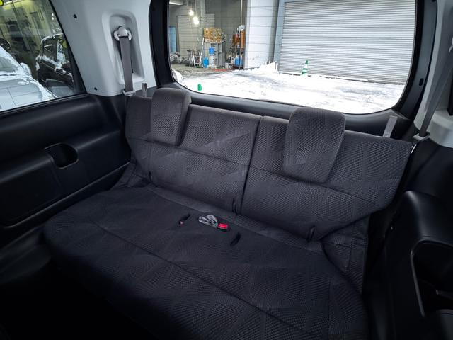 ステップワゴンスパーダ Ｚ　キーレス・エンジンスターター・純正ＨＤＤナビ・オートヘッドライト・フォグランプ・ワイパーデアイサー・ＥＴＣ・バックカメラ・ウィンカーミラー・両側パワースライドドア・オートエアコン・パドルシフト（35枚目）