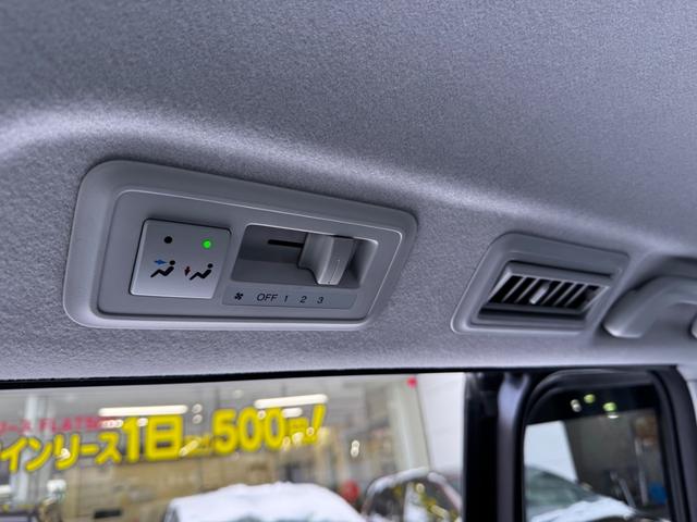ステップワゴンスパーダ Ｚ　キーレス・エンジンスターター・純正ＨＤＤナビ・オートヘッドライト・フォグランプ・ワイパーデアイサー・ＥＴＣ・バックカメラ・ウィンカーミラー・両側パワースライドドア・オートエアコン・パドルシフト（38枚目）