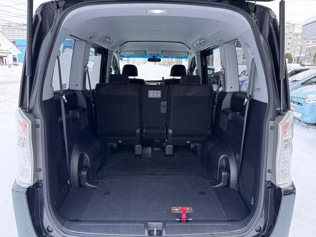 ステップワゴンスパーダ Ｚ　キーレス・エンジンスターター・純正ＨＤＤナビ・オートヘッドライト・フォグランプ・ワイパーデアイサー・ＥＴＣ・バックカメラ・ウィンカーミラー・両側パワースライドドア・オートエアコン・パドルシフト（41枚目）