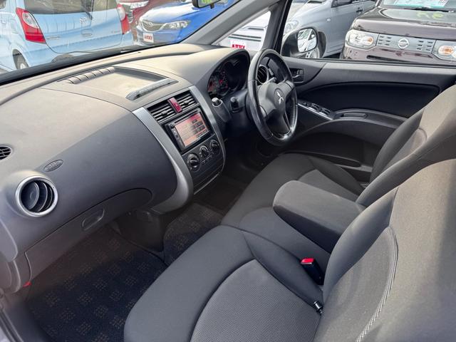 コルトプラス クールベリー　キーレス・ディスプレイオーディオ・ＡＵＸ・バックカメラ・電動格納ミラー・コーナーセンサー・パワーバックドア・フォグランプ（16枚目）