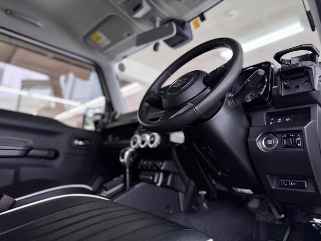 ジムニー ＸＣ　スマートキー・スズキセーフティ・シートヒーター・Ｐｉｏｎｅｅｒ７インチフルセグナビ・ｃａｒｒｏｚｚｅｒｉａサブウーハー・ＴＯＹＯオープンカントリーＲ／Ｔ・　ＤＵＮＬＯＰ　ＧＲＡＮＤＴＲＥＫ　ＸＳ（33枚目）