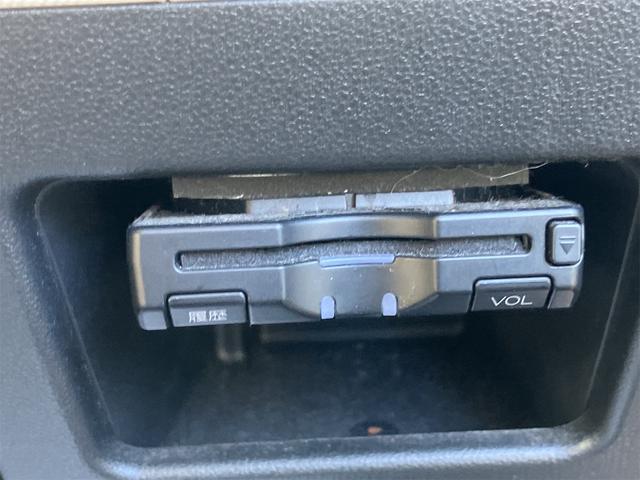 ムーヴキャンバス Ｇメイクアップ　ＳＡＩＩＩ　４ＷＤ　ワンオーナー　ＥＴＣ　バックカメラ　両側電動スライドドア　ナビ　ＴＶ　衝突被害軽減システム　オートマチックハイビーム　オートライト　ＬＥＤヘッドランプ　スマートキー　アイドリングストップ（11枚目）