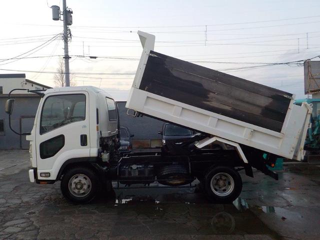 ４トン深ダンプ　土砂禁　ストッダレスタイヤ装着車(5枚目)