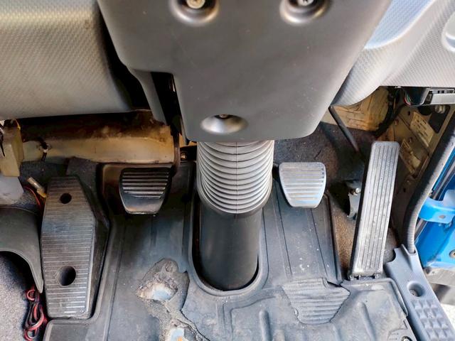 フォワード 4t(中型8t未満)アルミウィング ワイドロング ※本州仕入れ 2011年式 ワイドロング エアサス バックモニター ラッシング2段 フル装備 6MT 走行30.3万Km ディーゼル NOx・PM適合(47枚目)