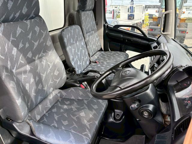 ヒノレンジャー ダンプ　４ｔダンプ　車検１年付き　電動コボレーン　ディーゼル（39枚目）