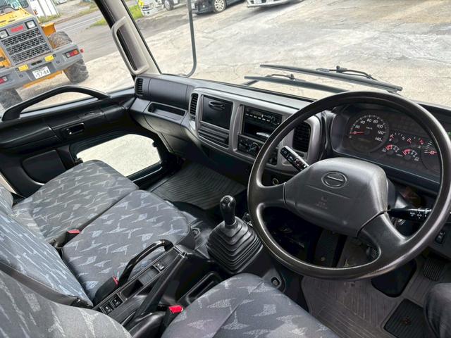ヒノレンジャー ダンプ　４ｔダンプ　車検１年付き　電動コボレーン　ディーゼル（40枚目）