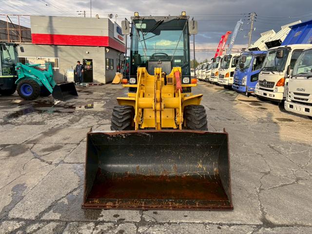 日本 ヤンマー V3-7 0.4立米 ※0.4立米 2016年式 バケット幅157cm ディーゼル 使用時間710時間 排気量1640cc ノーマルタイヤ ※(2枚目)