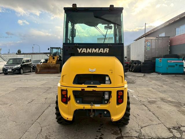 日本 ヤンマー V3-7 0.4立米 ※0.4立米 2016年式 バケット幅157cm ディーゼル 使用時間710時間 排気量1640cc ノーマルタイヤ ※(11枚目)