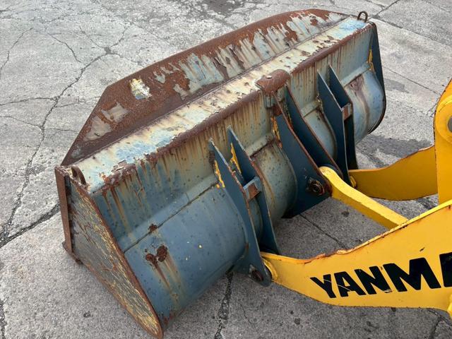 日本 ヤンマー V3-7 0.4立米 ※0.4立米 2016年式 バケット幅157cm ディーゼル 使用時間710時間 排気量1640cc ノーマルタイヤ ※(16枚目)