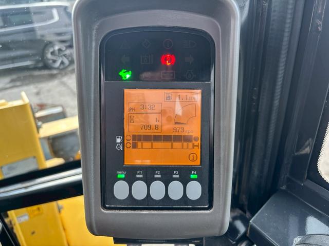 日本 ヤンマー V3-7 0.4立米 ※0.4立米 2016年式 バケット幅157cm ディーゼル 使用時間710時間 排気量1640cc ノーマルタイヤ ※(28枚目)