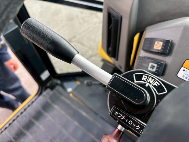 日本 ヤンマー V3-7 0.4立米 ※0.4立米 2016年式 バケット幅157cm ディーゼル 使用時間710時間 排気量1640cc ノーマルタイヤ ※(31枚目)