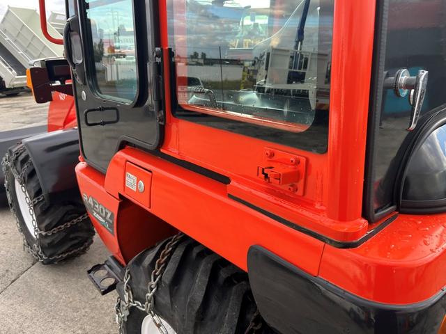 日本 クボタ R430Z ※0.4立米 2014年式 盗難防止装置装着機 バケット幅158cm ノーマルタイヤ(チェーン付) 排気量1640cc ディーゼル(14枚目)