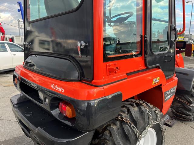日本 クボタ R430Z ※0.4立米 2014年式 盗難防止装置装着機 バケット幅158cm ノーマルタイヤ(チェーン付) 排気量1640cc ディーゼル(15枚目)