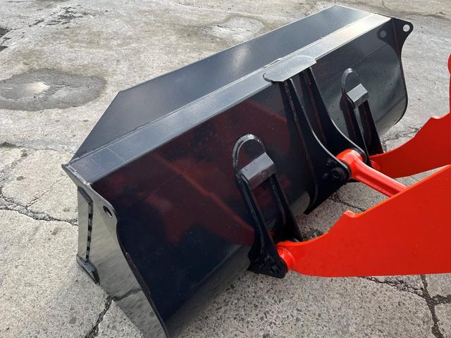 日本 クボタ R430Z ※0.4立米 2014年式 盗難防止装置装着機 バケット幅158cm ノーマルタイヤ(チェーン付) 排気量1640cc ディーゼル(22枚目)