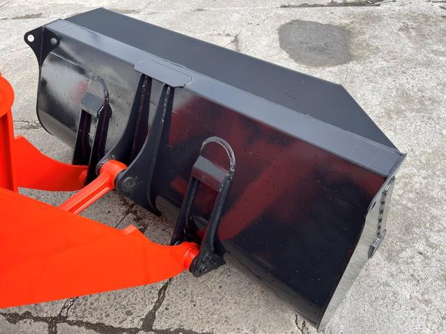 日本 クボタ R430Z ※0.4立米 2014年式 盗難防止装置装着機 バケット幅158cm ノーマルタイヤ(チェーン付) 排気量1640cc ディーゼル(24枚目)
