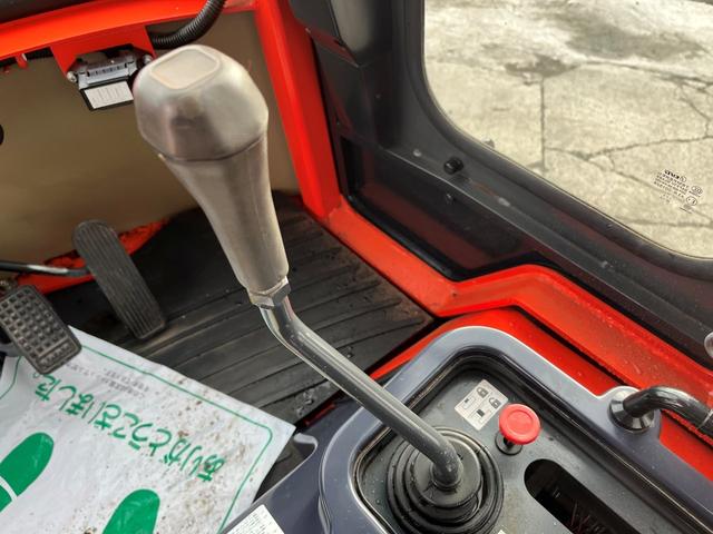 日本 クボタ R430Z ※0.4立米 2014年式 盗難防止装置装着機 バケット幅158cm ノーマルタイヤ(チェーン付) 排気量1640cc ディーゼル(32枚目)