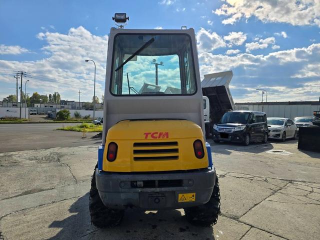 日本 TCM L4-2 0.4立米 ※0.4立米 2002年式 タイヤチェーン付 バケット幅169cm ディーゼル 排気量1500cc エンジン型式 D1503(クボタ)(12枚目)