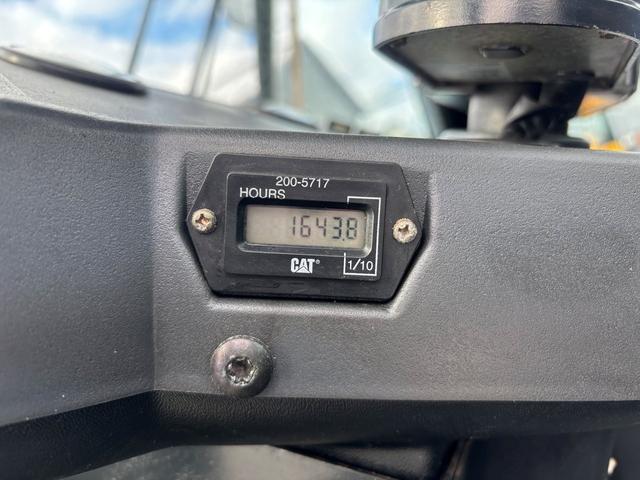 日本 CAT 901B 0.4立米 ※2006年式 スノースパイクタイヤ装着車 バケット幅158cm ディーゼル 排気量1500cc 0.4立米 使用時間1644時間(23枚目)