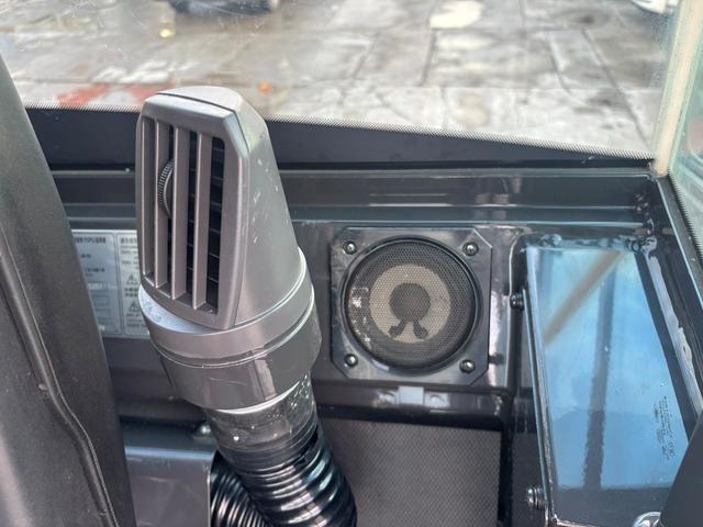 日本 日立 ZW80S-5B 0.9立米 ※2022年式 車検令和8年7月 スノースパイクタイヤ装着車 バケット幅199cm ダブルヒーター仕様 ディーゼル 排気量2920cc(34枚目)