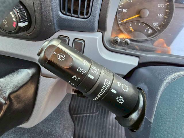 キャンター ２トン平ロング　全低床　※２０１６年式　車検令和８年６月　ロング　全低床　軽々ゲート付　フル装備　エアバッグ　インパネ５ＭＴ　走行８．３万Ｋｍ　積載２ｔ　ディーゼル　排気量２９９０ｃｃ（21枚目）